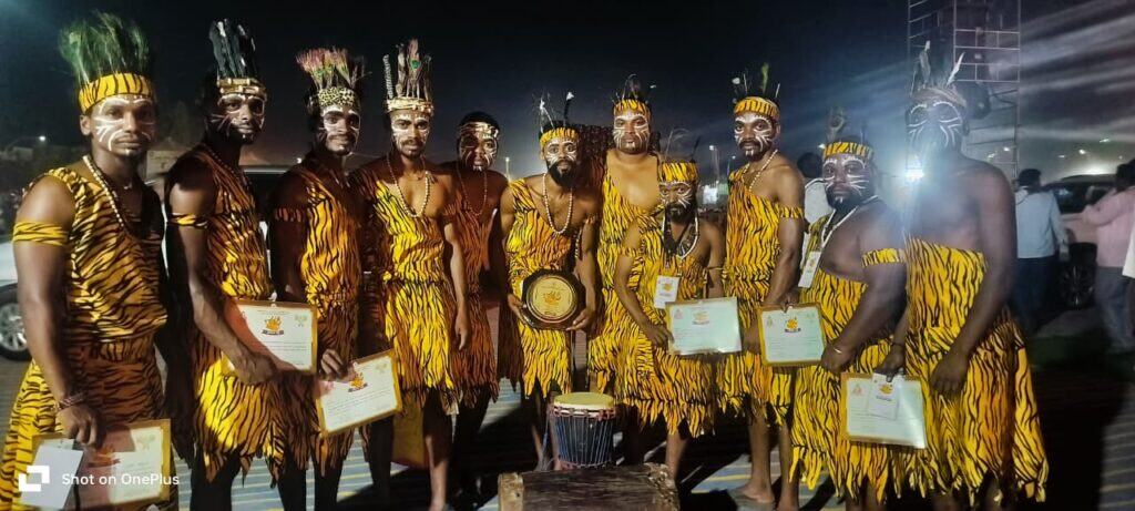 siddi men dance group